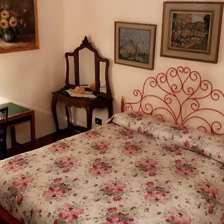 Casa Madonna Boschi منزل للإقامة