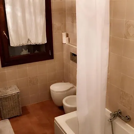 Casa Madonna Boschi * Poggio Renatico